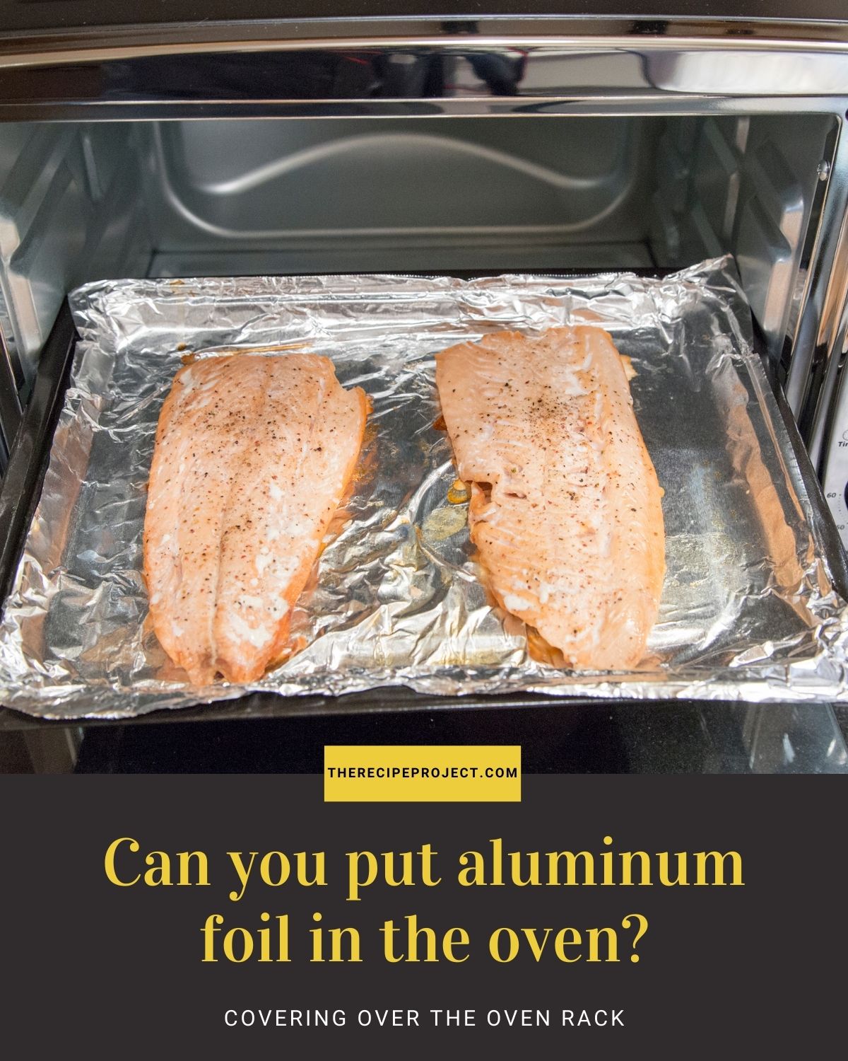can you put aluminum foil in the microwave oven