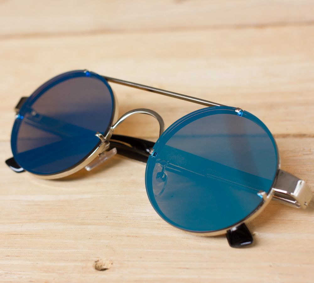 How to fix scratched mirror sunglasses