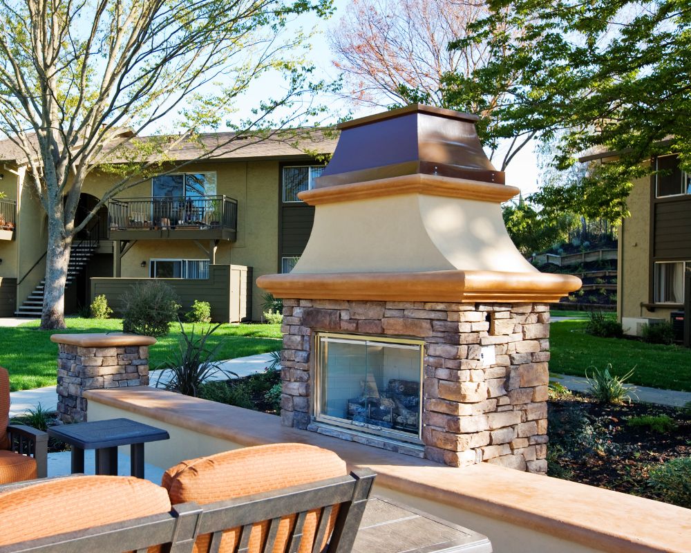Understanding the Basics of Outdoor Fireplace Construction